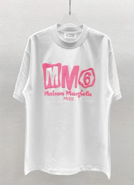 Design Abstract Numbered 'W' Graphic T-Shirt White - 16