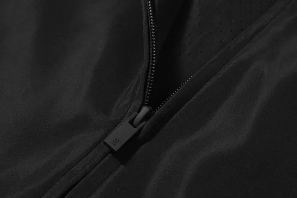 Essential Half-Zip Windbreaker Black Jacket - 6