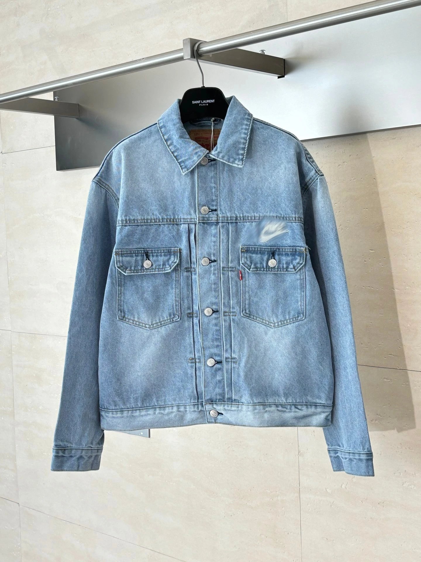 Nike x Levi's 501 Straight Fit Light Wash Jeans - 4