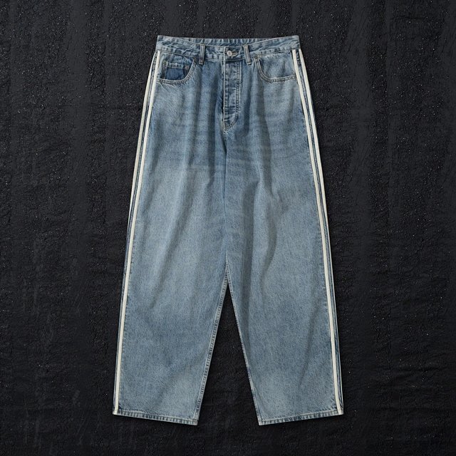 Fashionable Jeans: seller detail photo 1