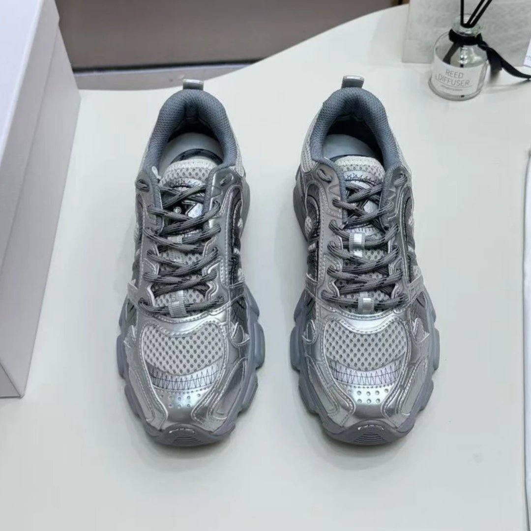 Dior B23 Oblique Black and White Chunky Sneakers - 7