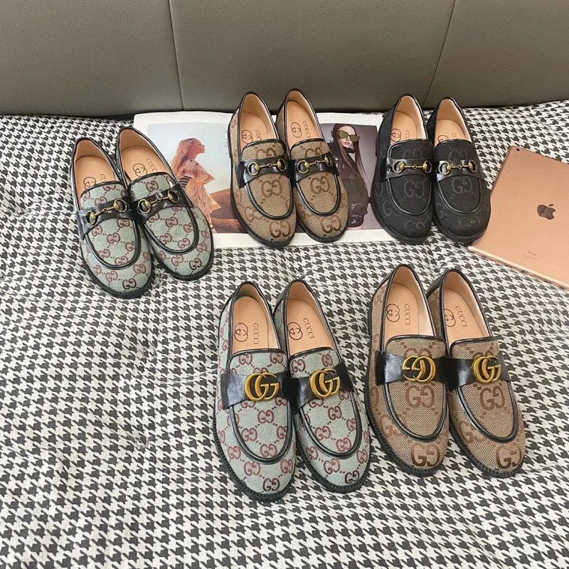 Shoes from Xiepu