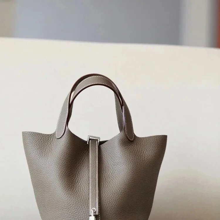 爱马仕HERMES H家【工匠订制专注顶尖】送人自用配专柜礼盒菜篮子纯手工缝制picotin18水桶包手提包