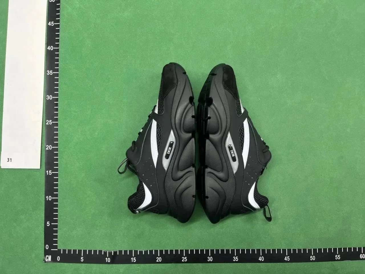 Product view 24