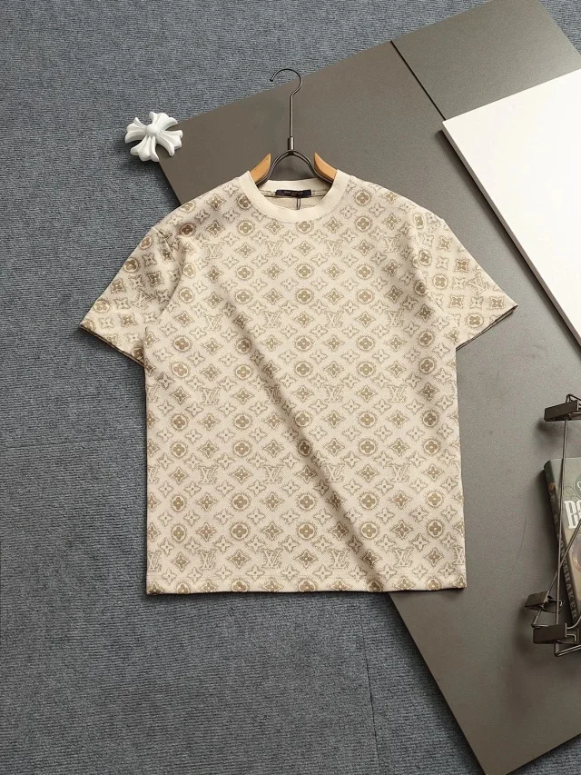 Louis Vuitton T-Shirts Monogram-patterned short-sleeve T-shirt product detail image 9