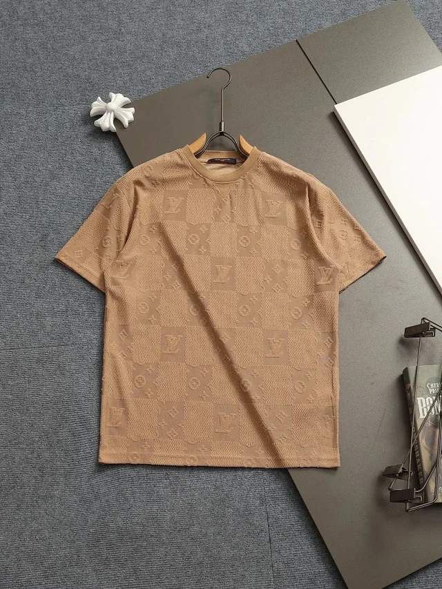 Louis Vuitton T-Shirts Monogram-patterned short-sleeve T-shirt product detail image 8