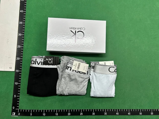 Calvin Klein Underwear Boxer Briefs product detail image 9