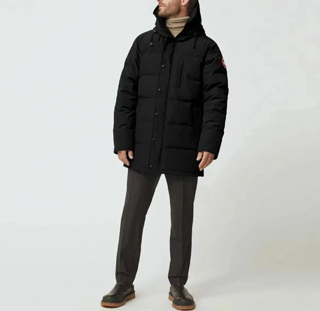 Canada Goose Down Jacket: seller detail photo 2