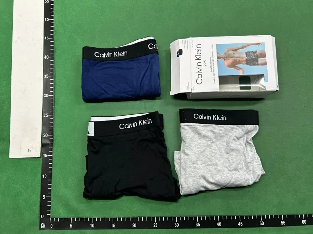 Calvin Klein Underwear Boxer Briefs product detail image 10