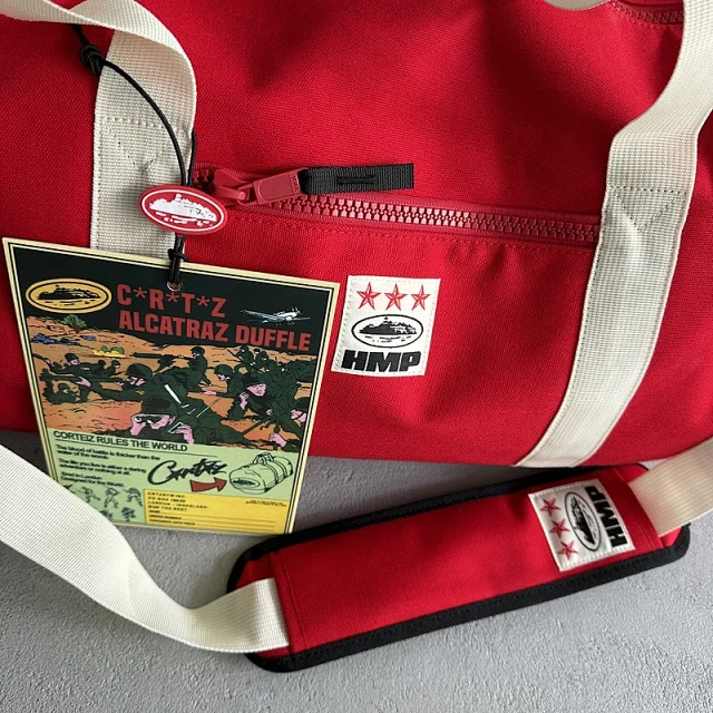 Corteiz Travel Bags Alcatraz Logo Duffel Bag product detail image 26