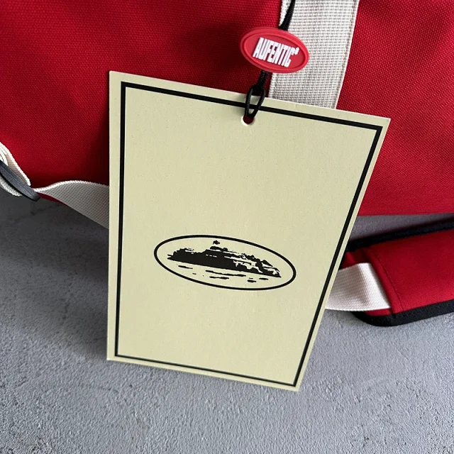 Corteiz Travel Bags Alcatraz Logo Duffel Bag product detail image 28