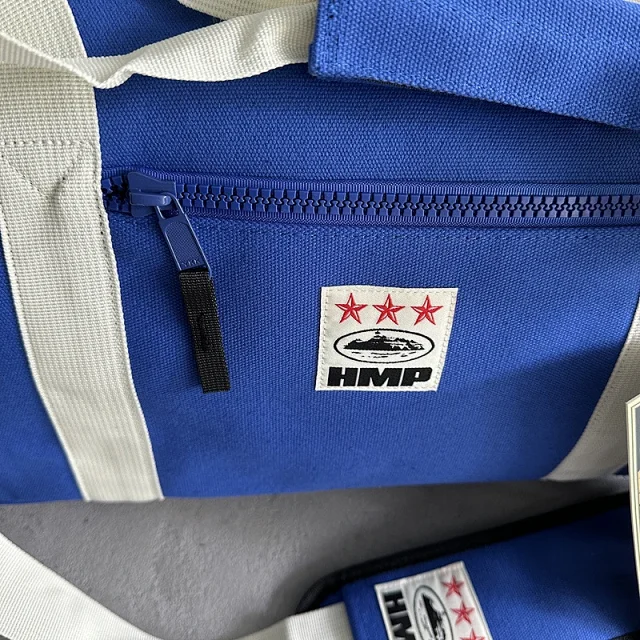 Corteiz Travel Bags Alcatraz Logo Duffel Bag product detail image 38