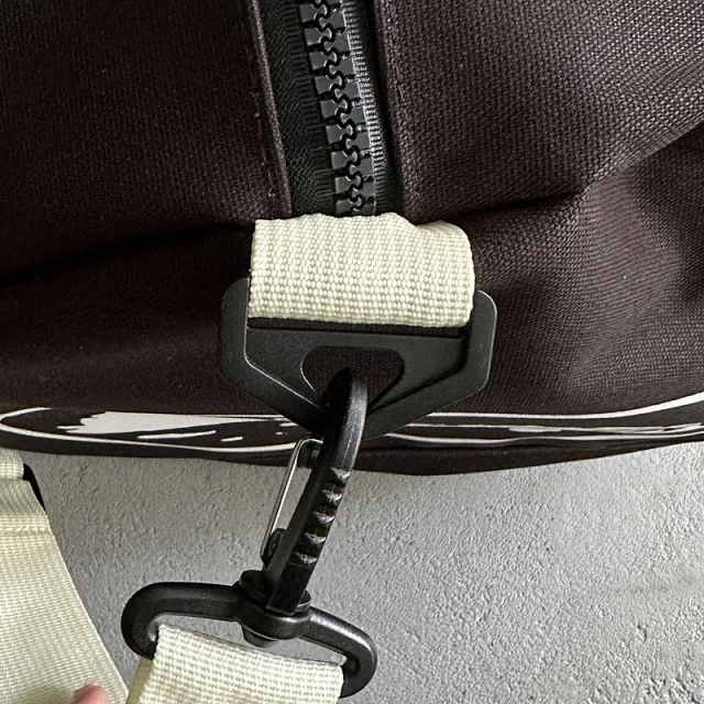 Corteiz Travel Bags Alcatraz Logo Duffel Bag product detail image 17