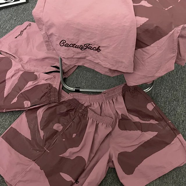 Travis Scott Shorts: seller detail photo 4