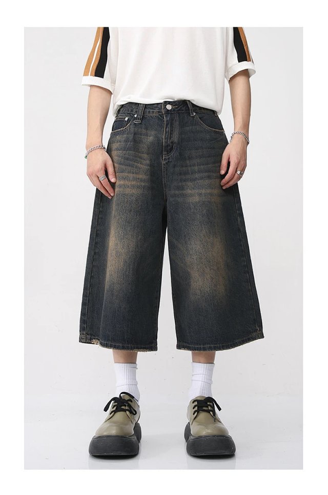 Unbranded Shorts: seller detail photo 3