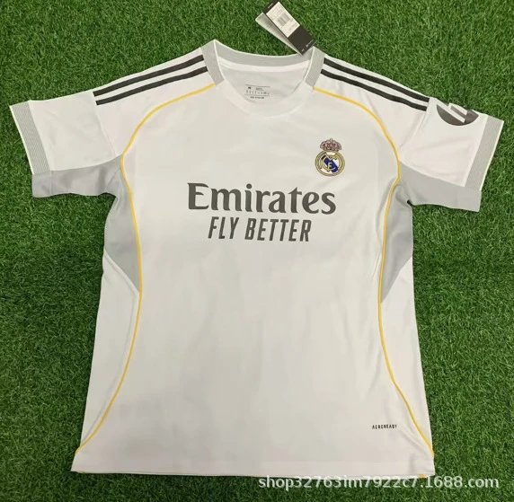 DXB252411R1