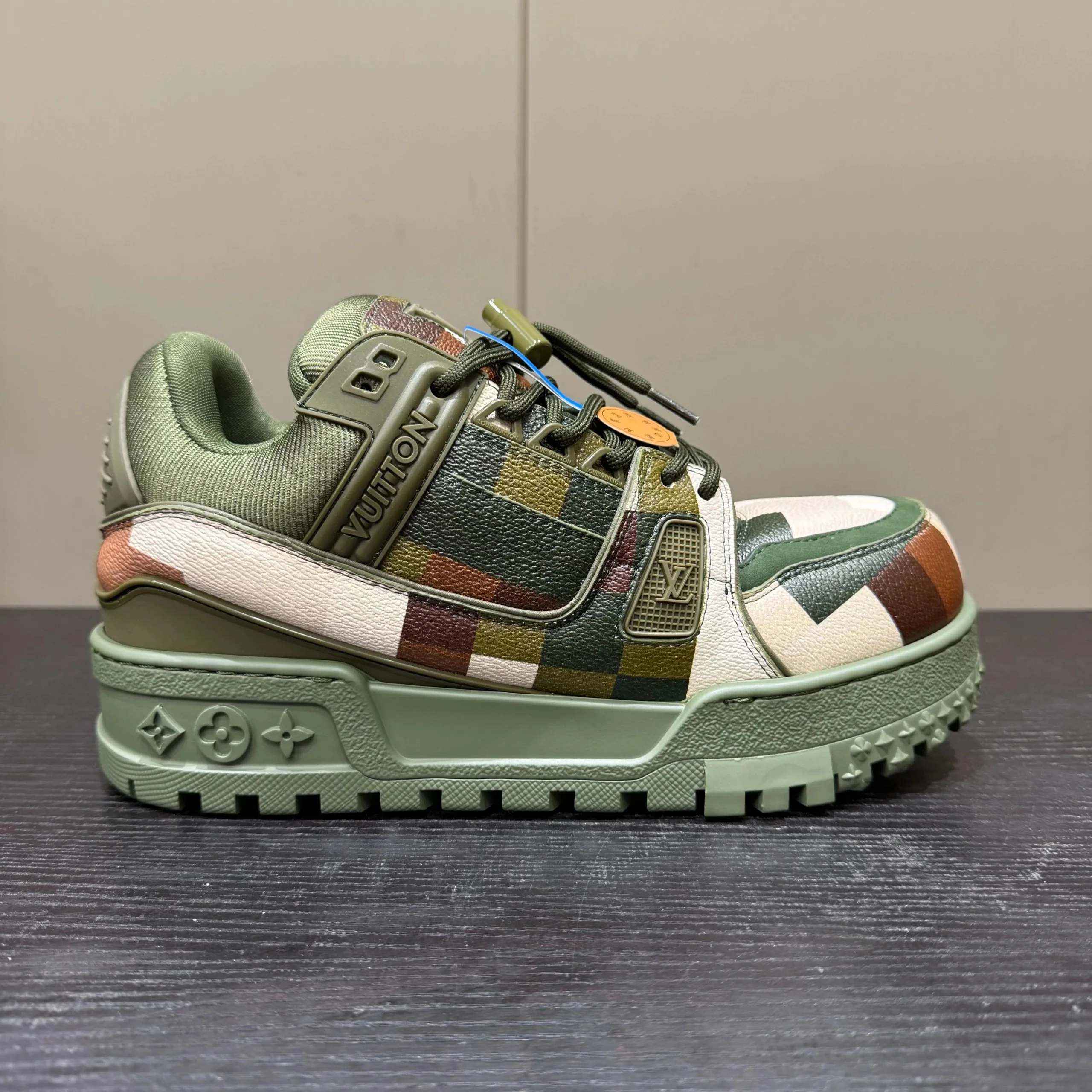 LV Pudding