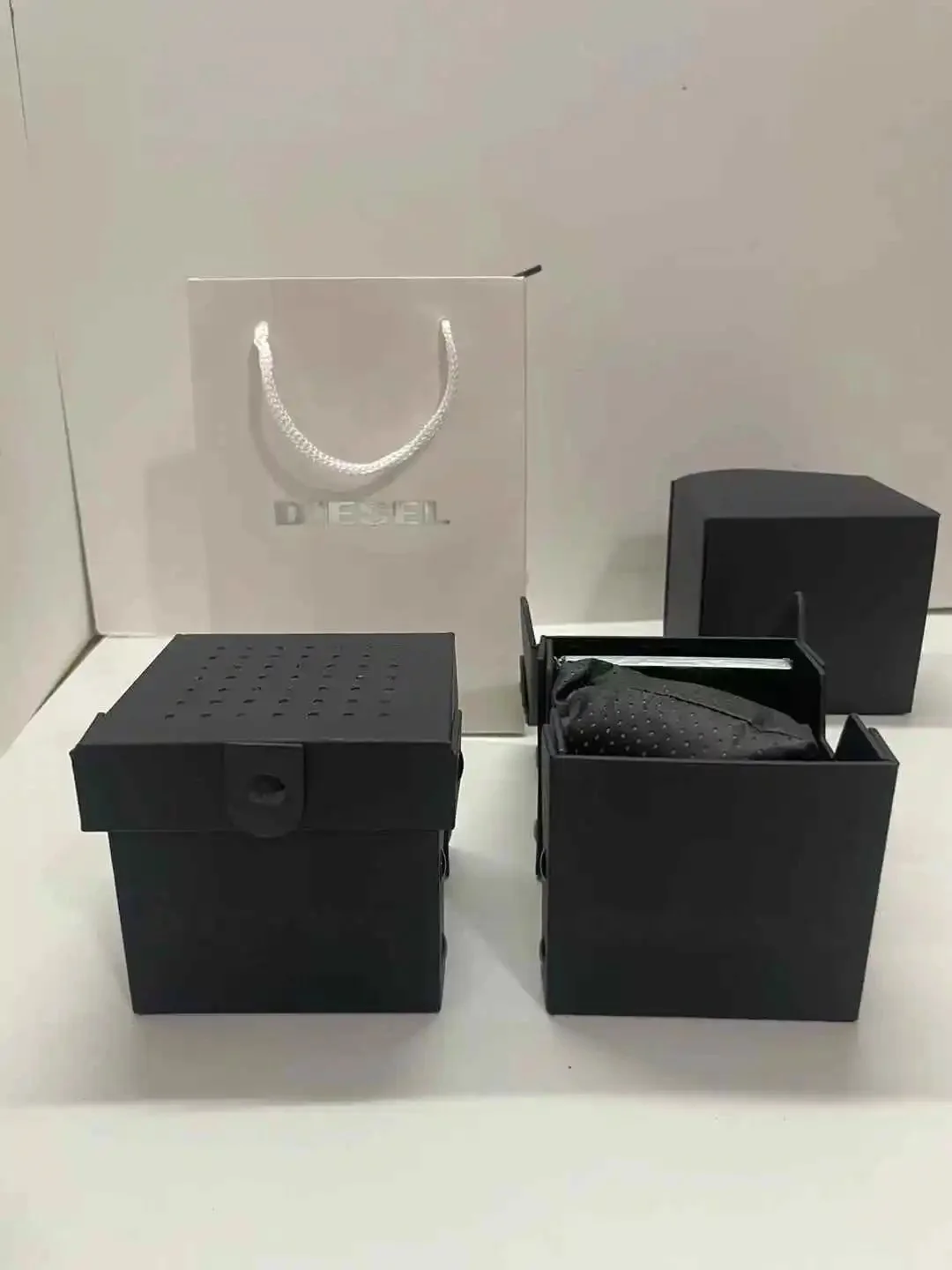 Caja de Reloj Diesel