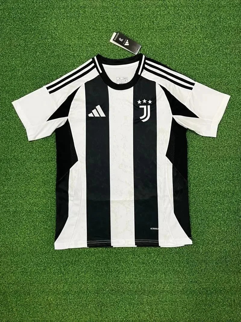 24-25 Juve at home