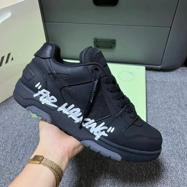 Off-White Sneakers Out Of Office Arrow product detail image 1