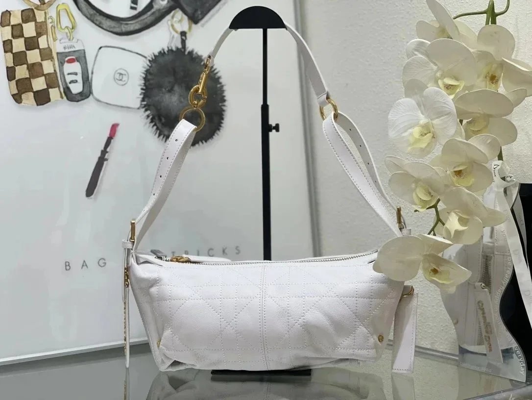 Dior Saddle Bag White Quilted Leather Shoulder Bag