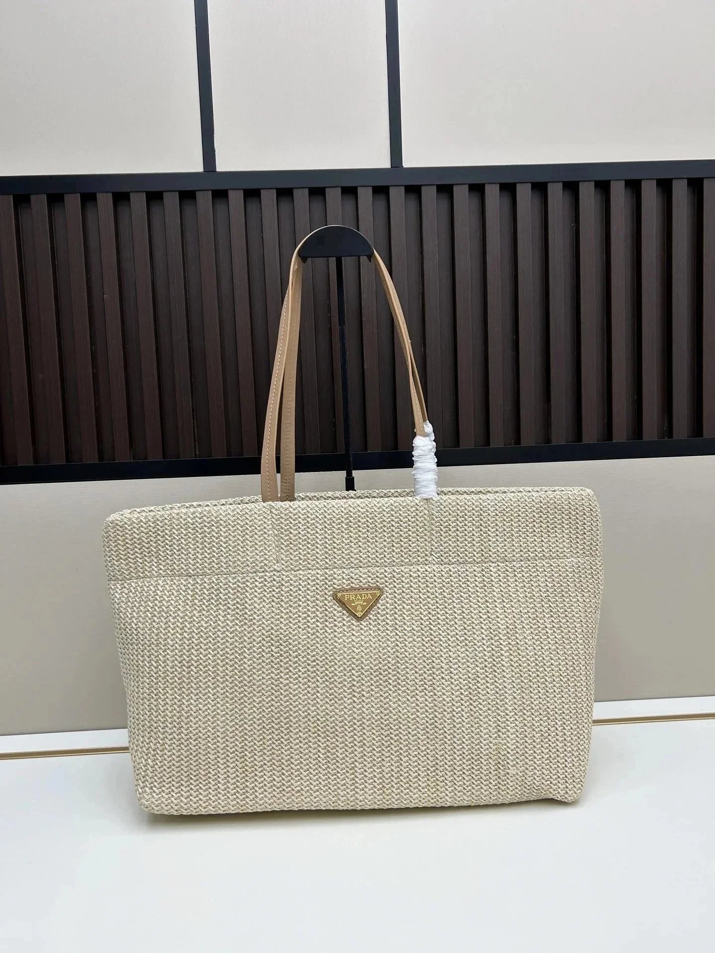 Unbranded Handbags Structured Top-Handle Turn-Lock Handbag — 37x31x16