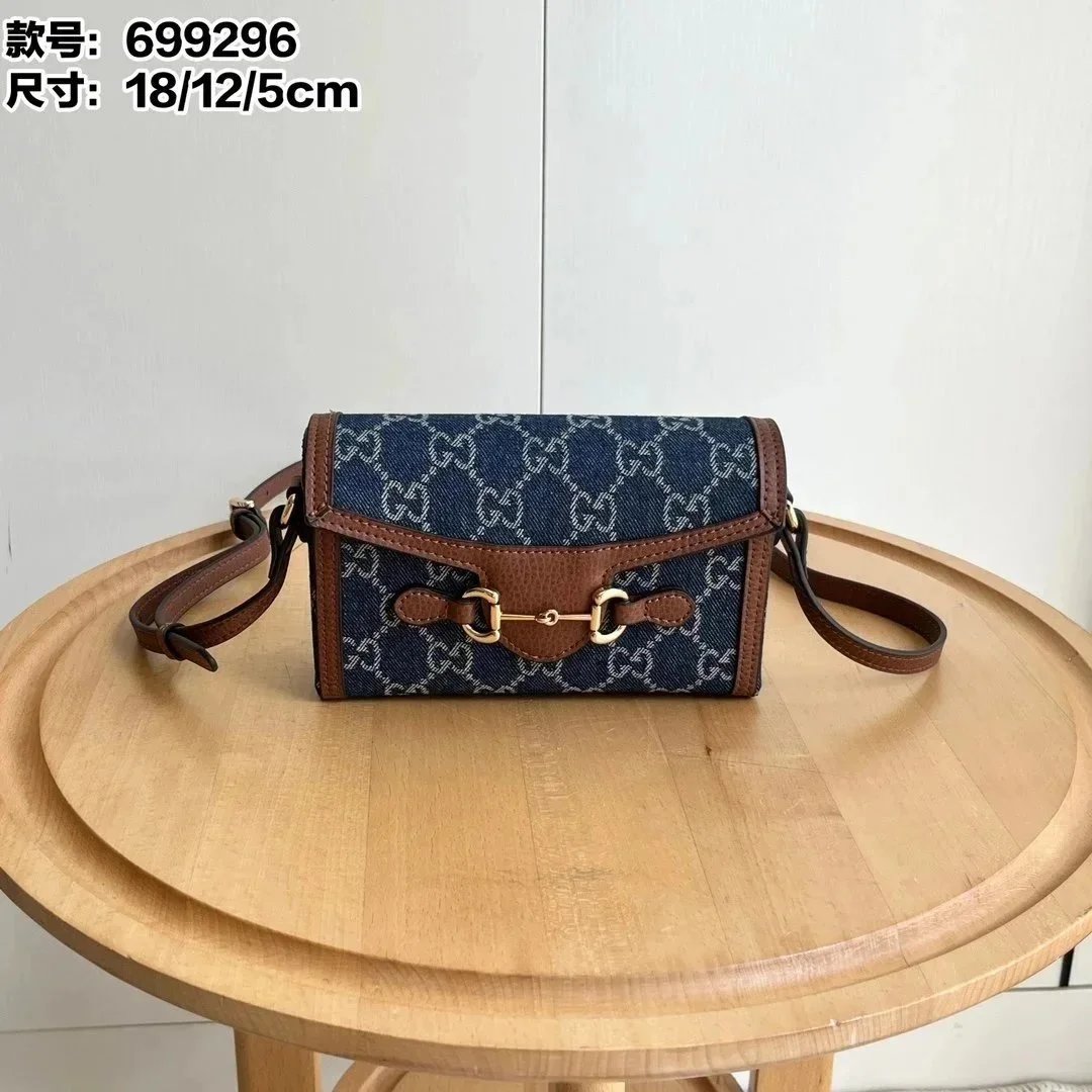 Gucci Backpacks 771167 — 18x12x5c m