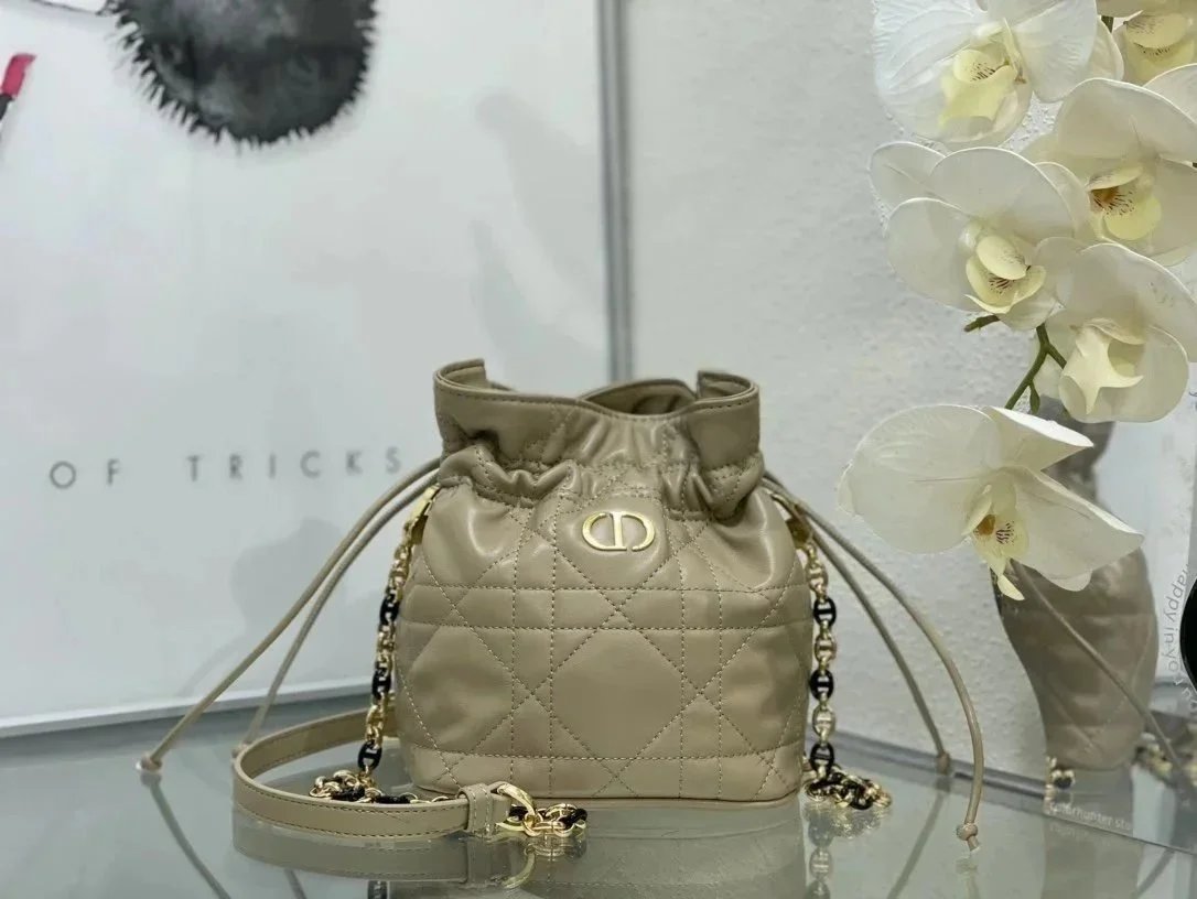 Dior Diorama Bucket Bag Beige Quilted Leather Shoulder Bag