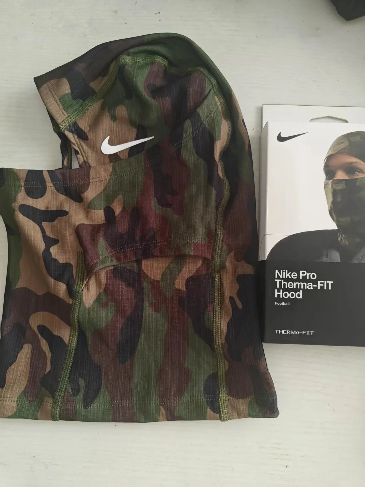 Green camouflage mask