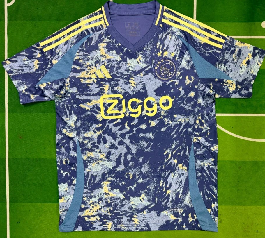 24-25 Ajax Away