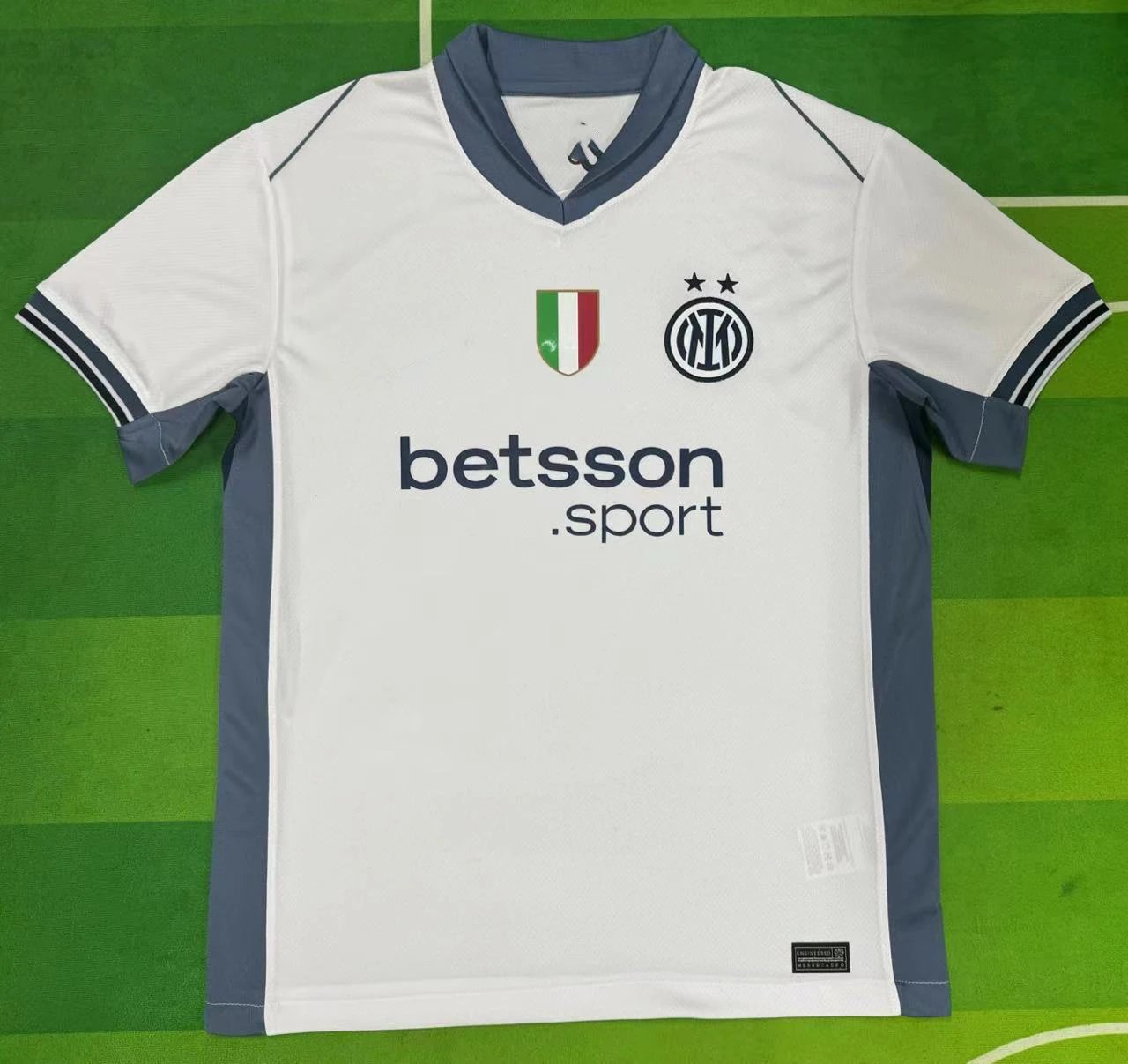 24-25 Inter Away