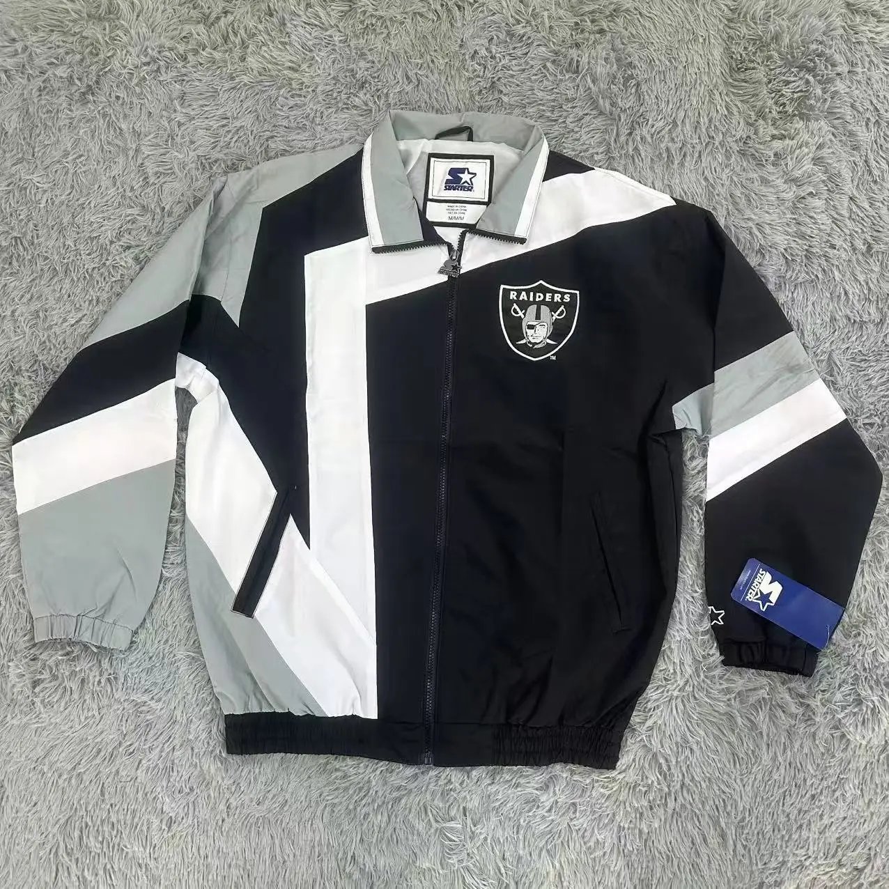 Design Starter Oakland Raiders Colorblock Windbreaker Jacket Outerwear.windbreaker