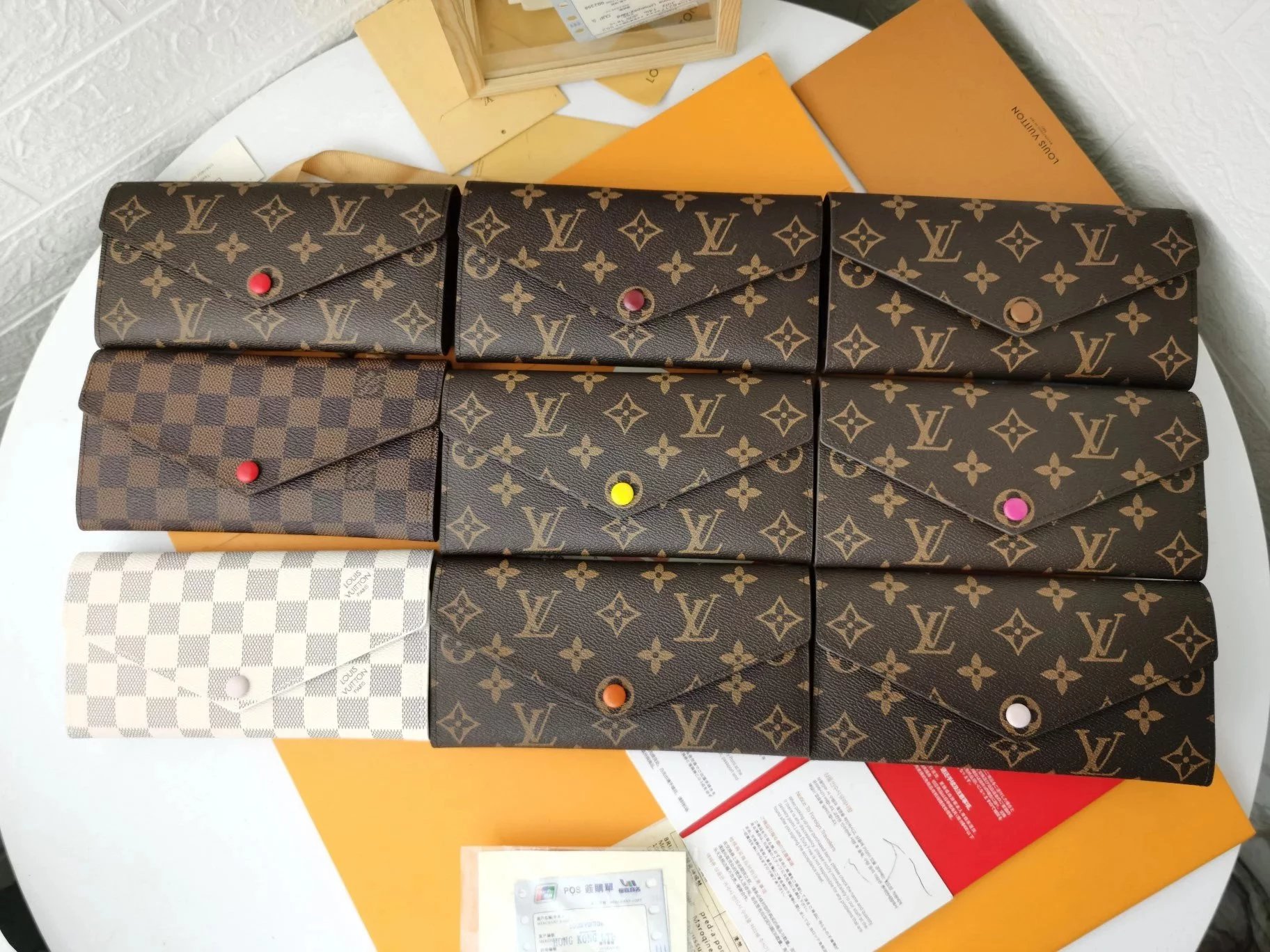 Wallet from JJ Foreign trade