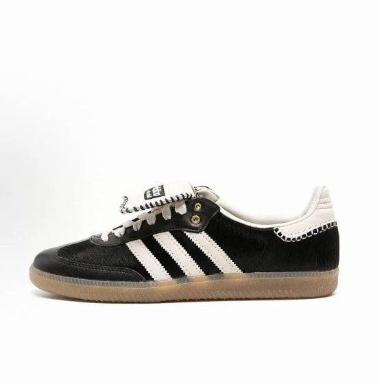 ad shoes