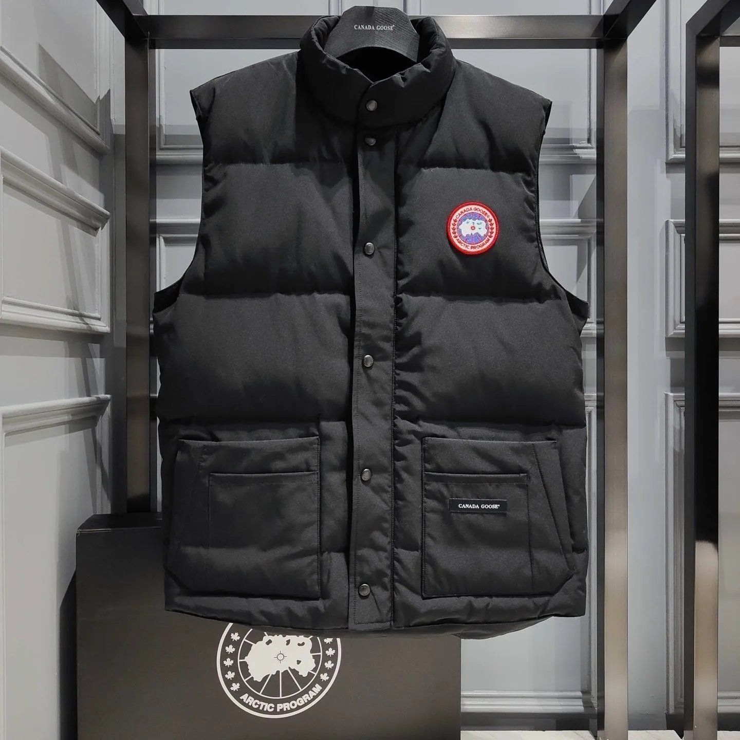 Thermal down vest photo 2