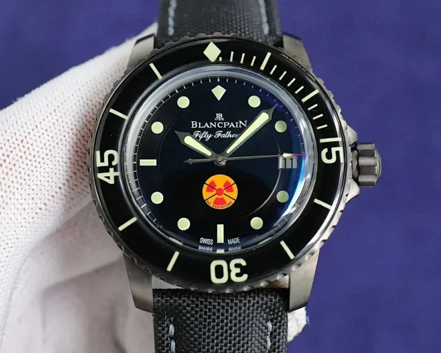 Blancpain Watches Fifty Fathoms Diver Watch product detail image 2