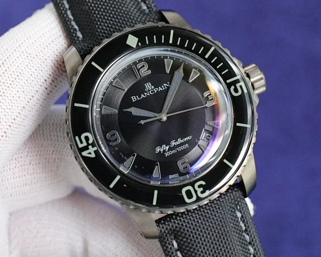 Blancpain Watches Fifty Fathoms Diver Watch product detail image 10