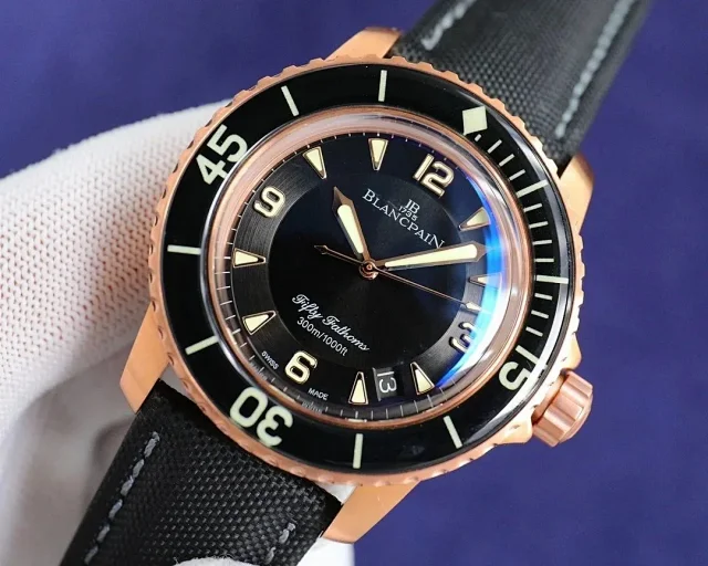 Blancpain Watches Fifty Fathoms Diver Watch product detail image 3