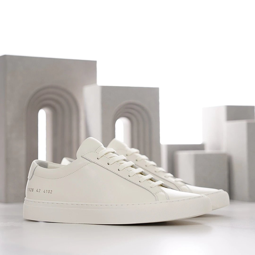 Common Projects Achilles Low Leather Sneaker