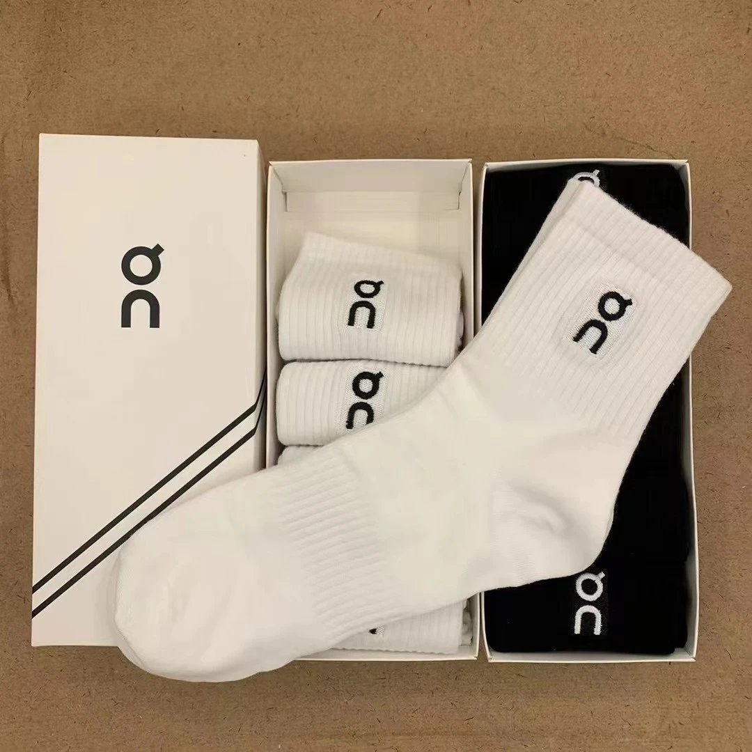 On Logo Embroidered Ribbed Crew Socks Multi-Pack