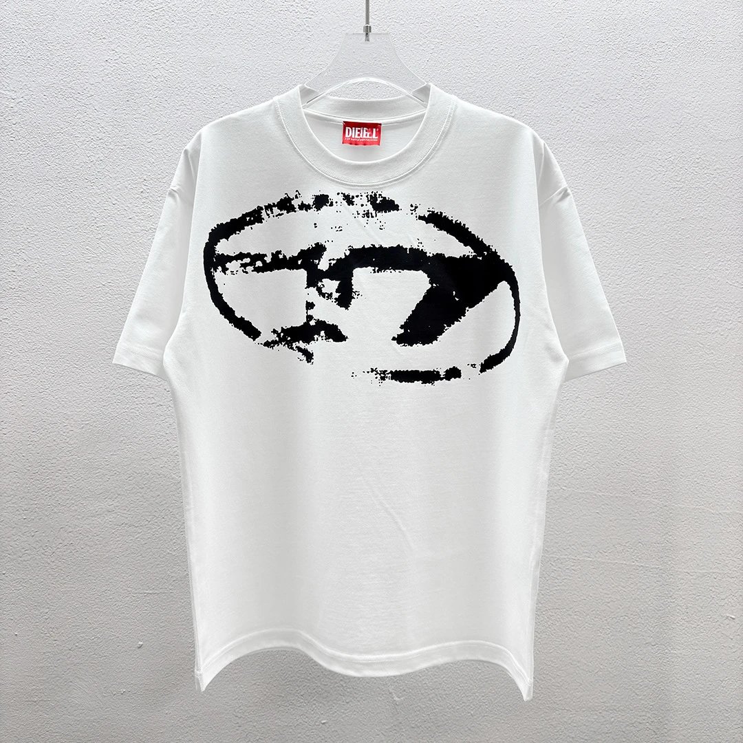 Diesel Short Sleeve T-Shirt with Distressed Oval Logo Graphic