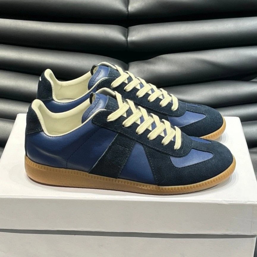 dark blue