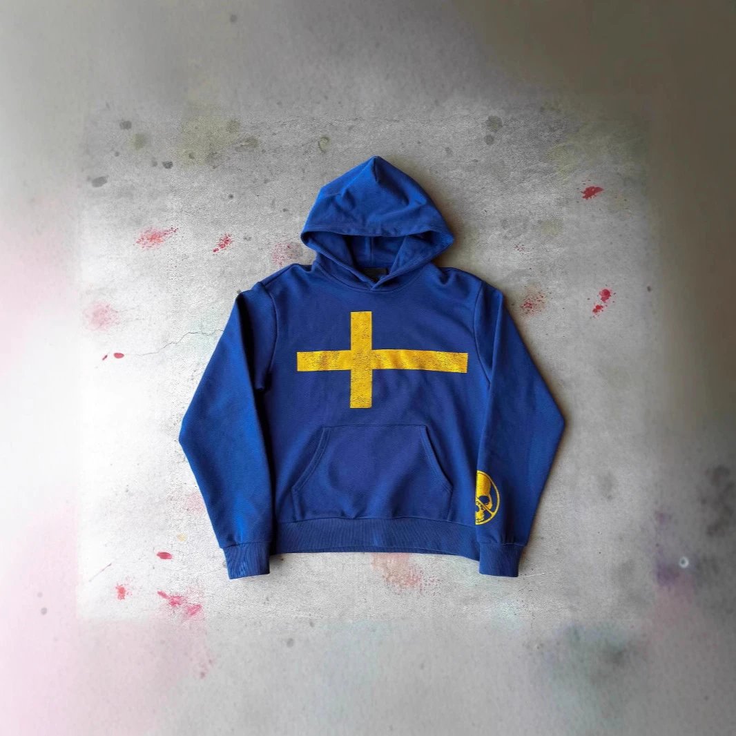 Vintage Graphic Pullover Hoodie With Cross And Star Motifs