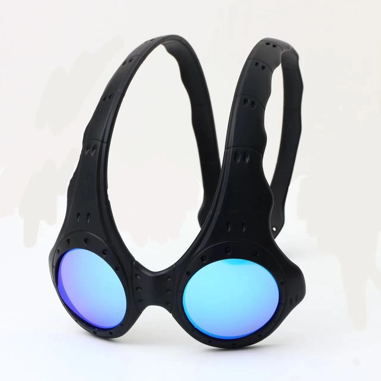 Unisex Steampunk Goggles with Round Mirrored Lenses and Riveted Frame