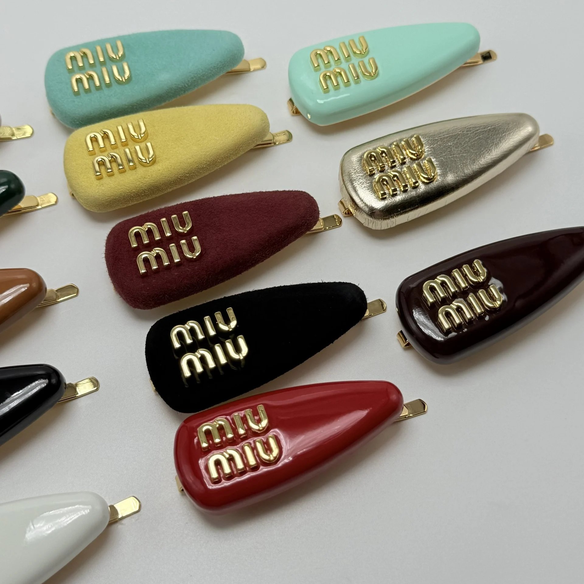Miu Miu Logo Embellished Teardrop Side Hair Clip