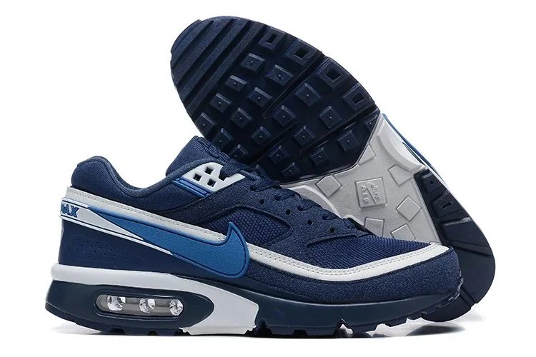 Nike Sneakers Air Max 90 — 33