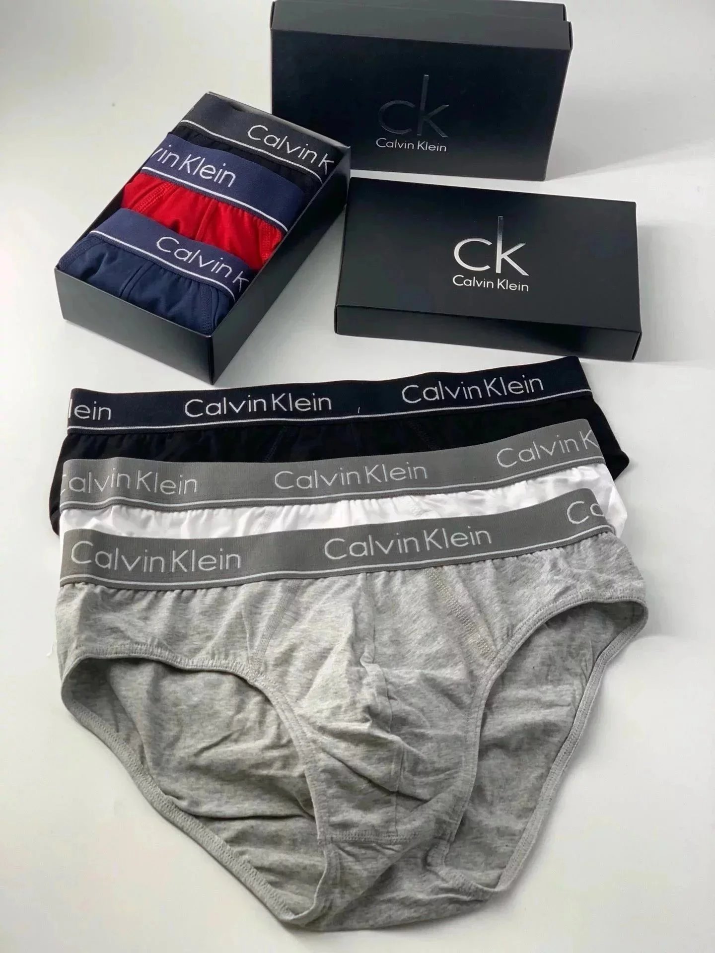 Calvin Klein Underwear Boxer Briefs — 06