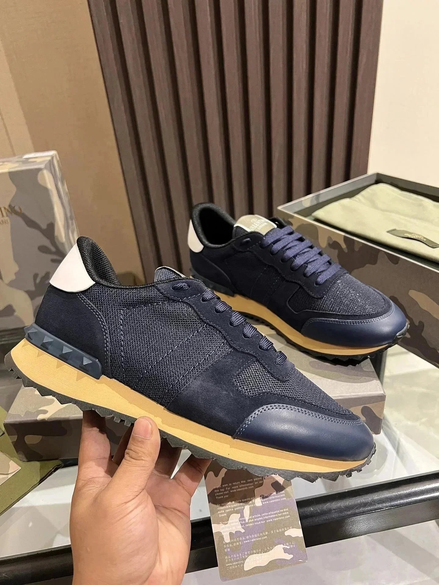 Valentino Rockrunner