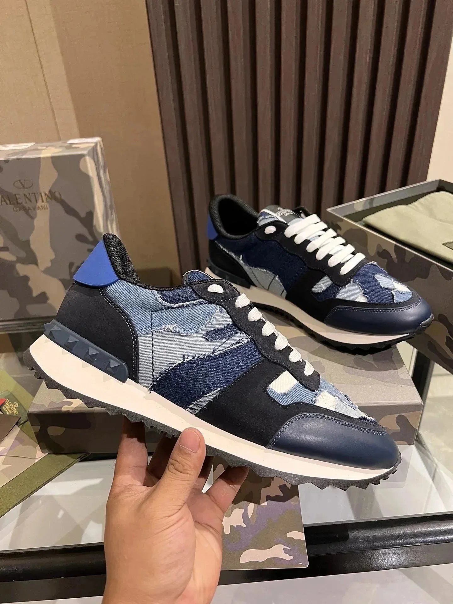 Valentino Rockrunner