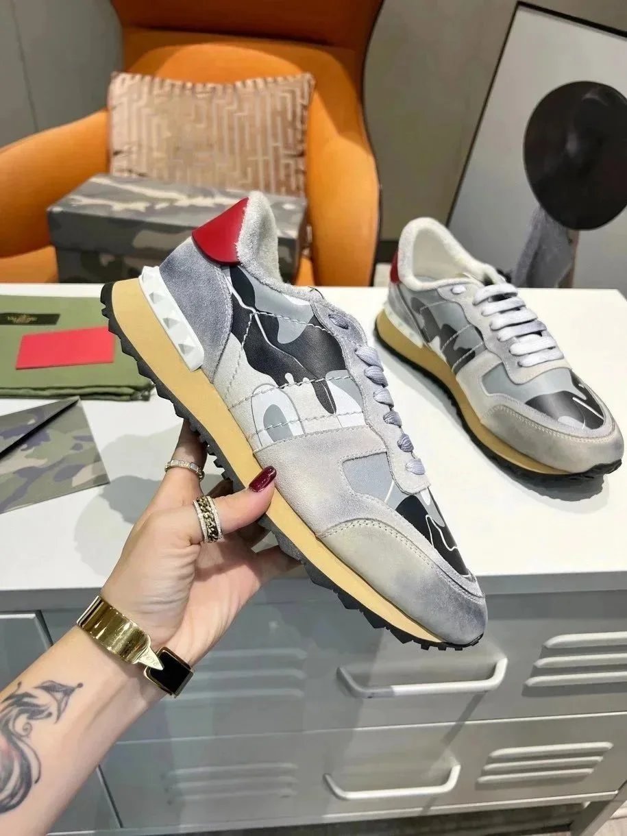 Valentino Rock Grey 